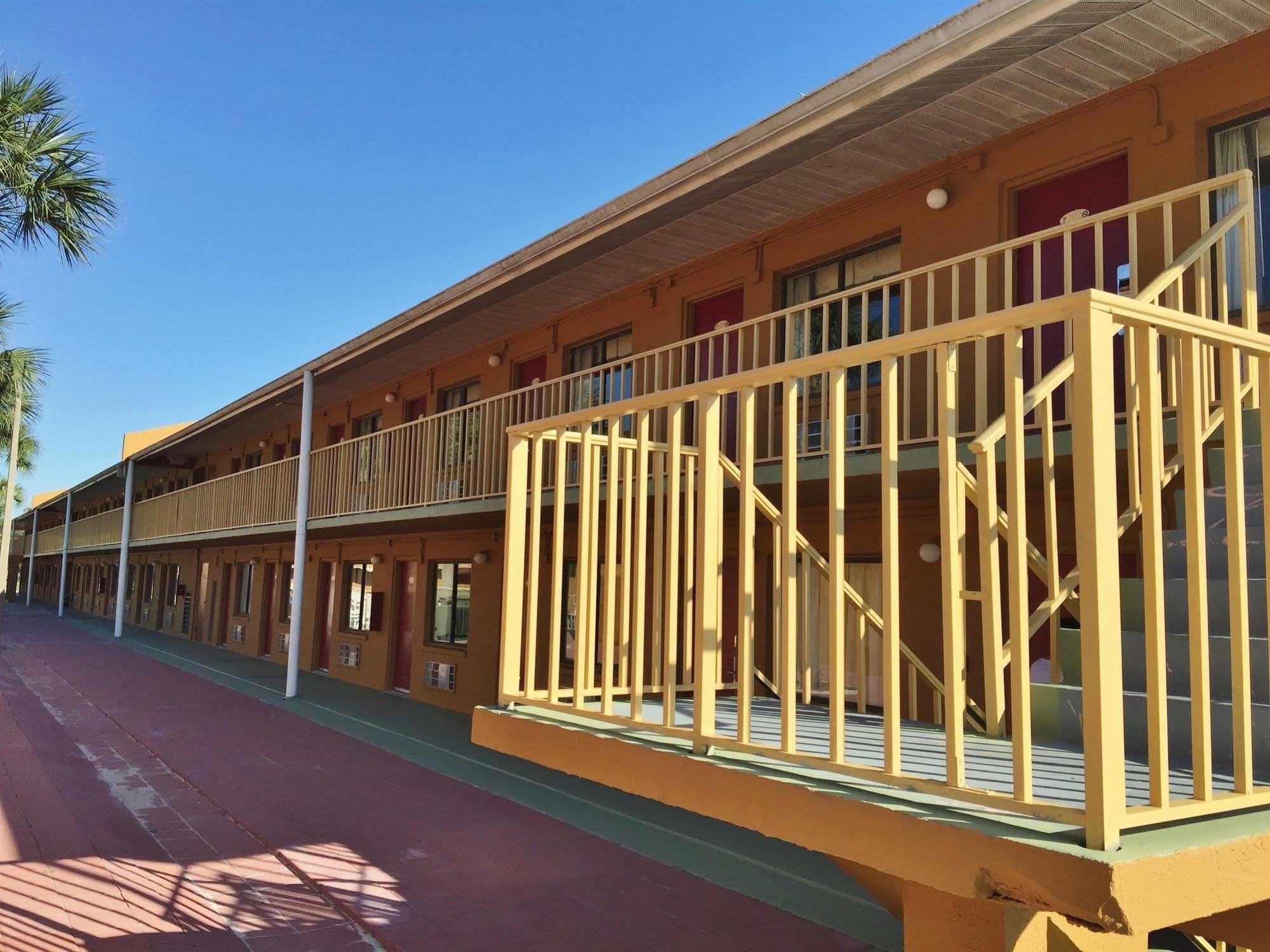Country Hearth Inn- キシミー エクステリア 写真